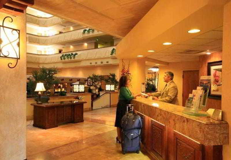 Отель Albuquerque Marriott Pyramid North Интерьер фото